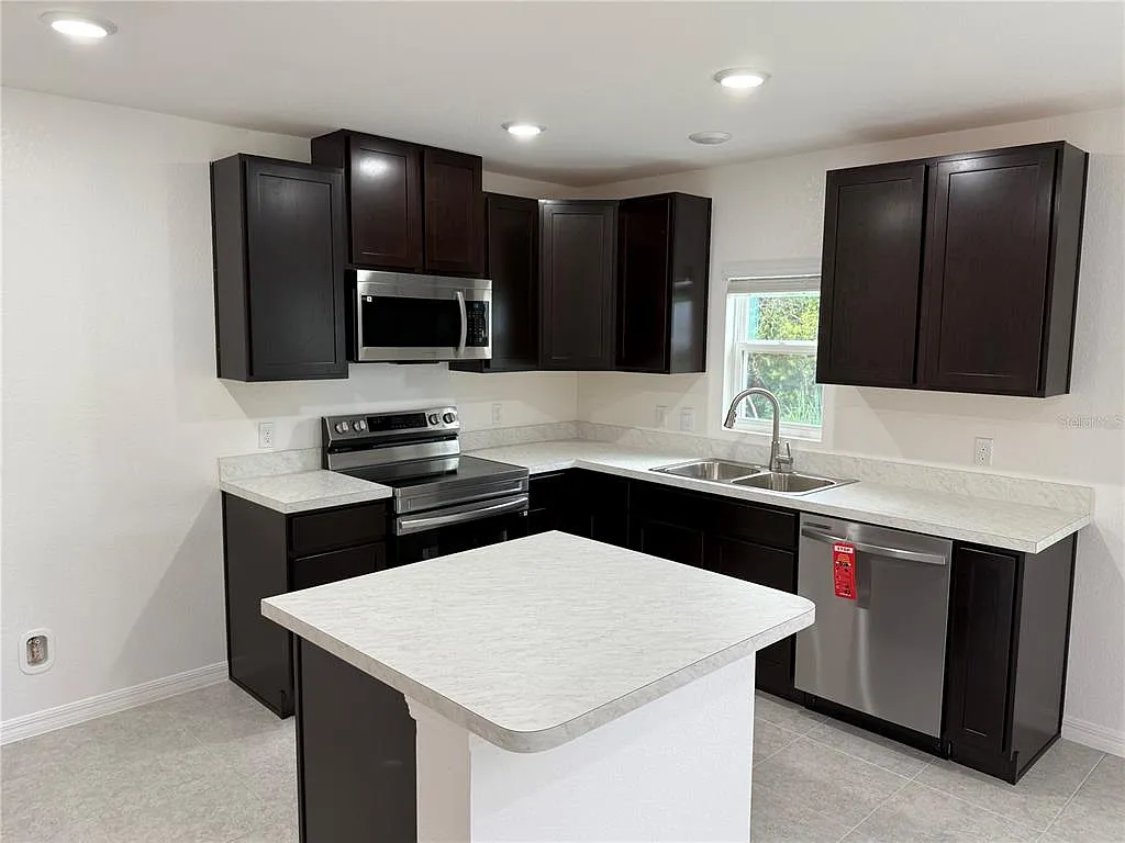 3eb34f75e74f1e1a0ec4869336131adc-uncropped_scaled_within_1536_1152