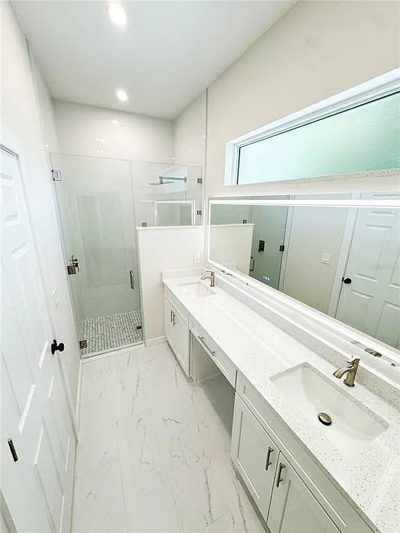 5ccbc06ad64b79c0b338ac1ca146e941-uncropped_scaled_within_1536_1152